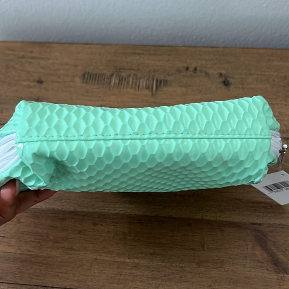 Nordstrom makeup bag - Picture 10 of 14